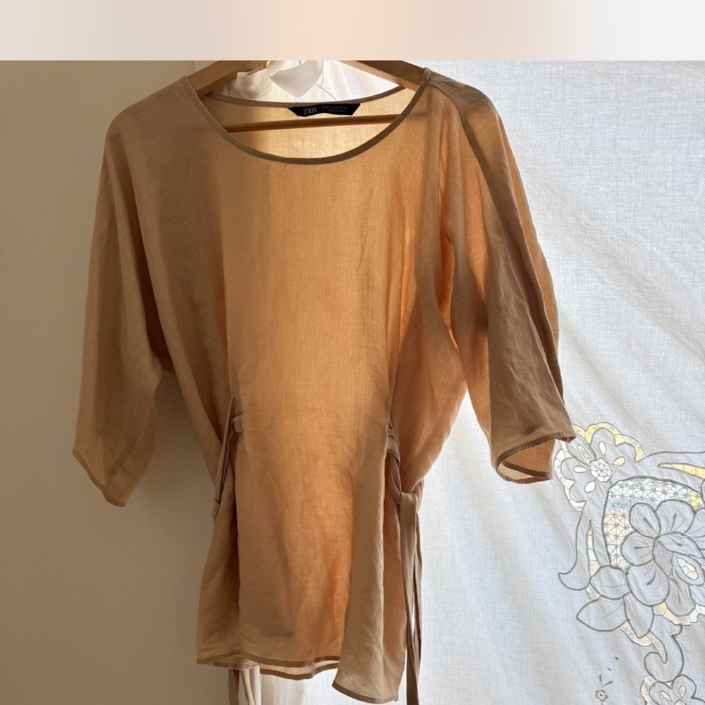 Elegant Tan Women's Top
